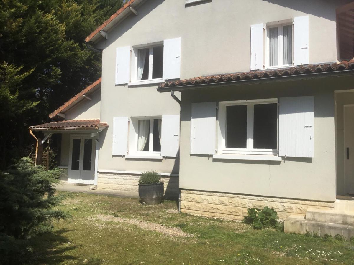 Villa Les Pierrottes Mornac Exterior foto